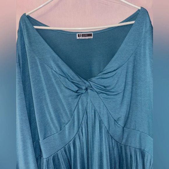 Jessica London Green and Blue Bell Sleeve Blouse with Tie Front - Picture 2 of 9